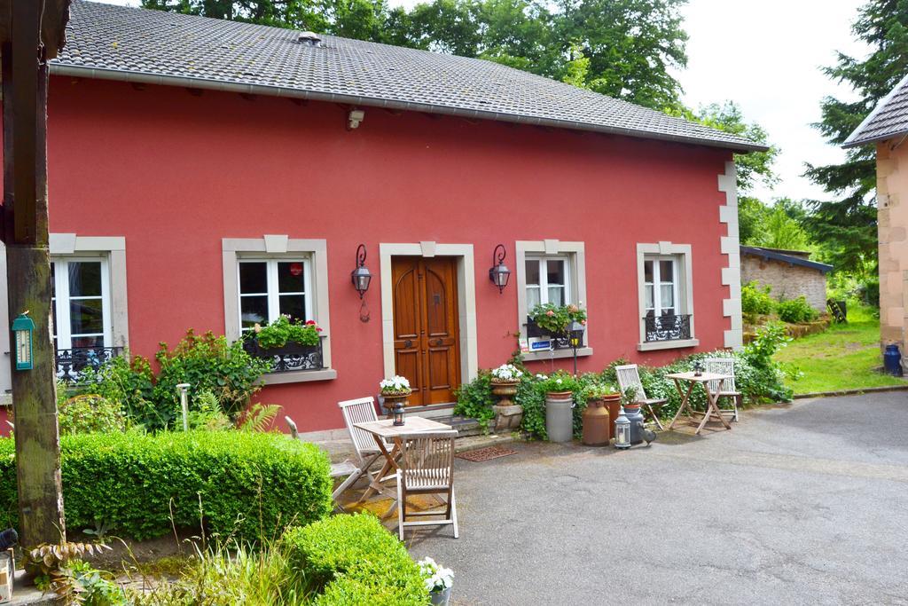 Logis Hotel Domaine Du Moulin 생타볼트 외부 사진