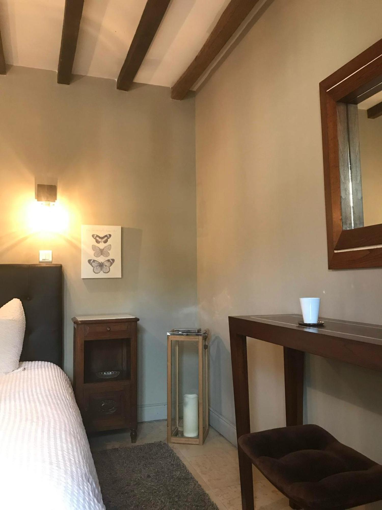 Logis Hotel Domaine Du Moulin 생타볼트 외부 사진