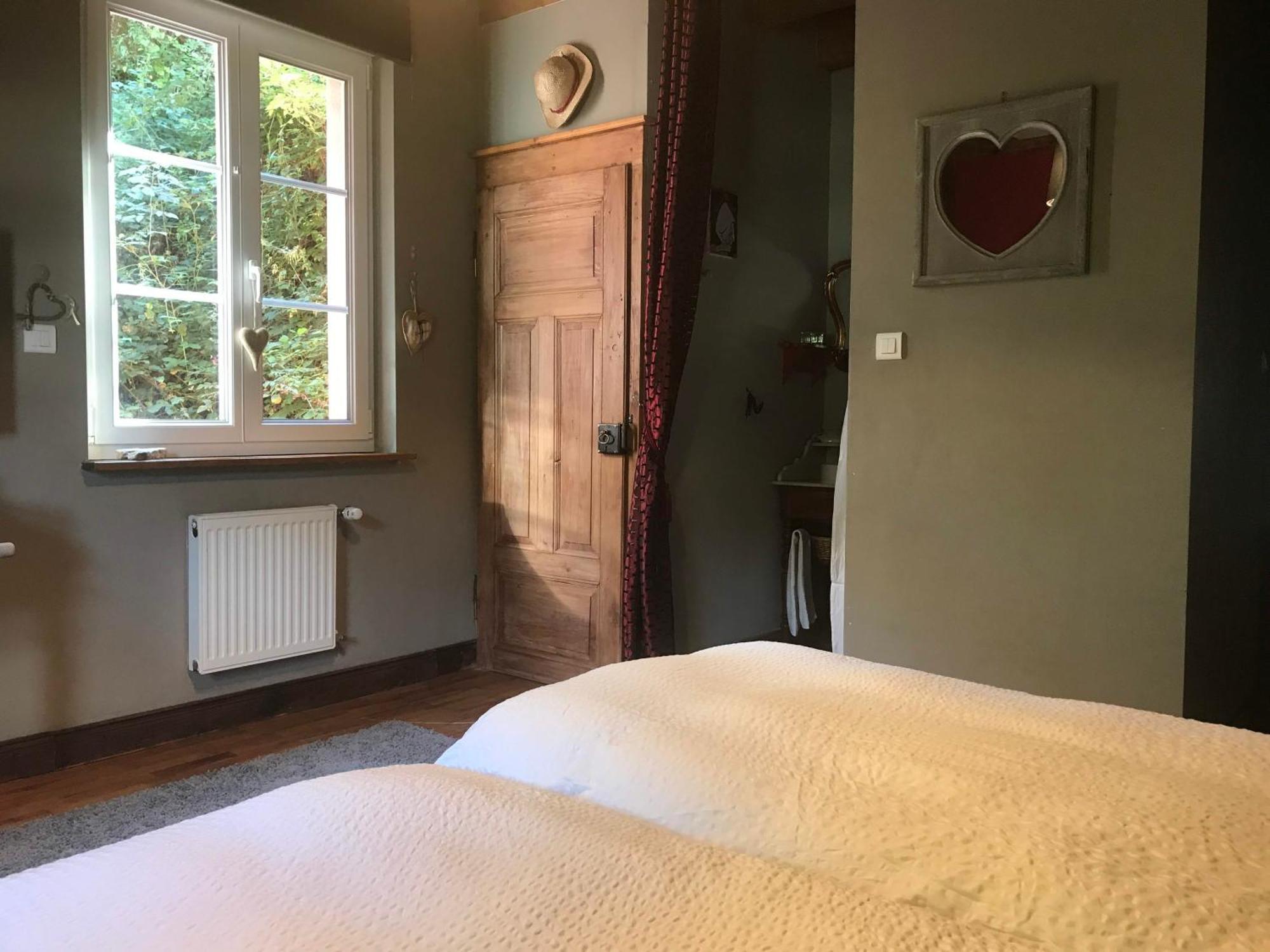 Logis Hotel Domaine Du Moulin 생타볼트 외부 사진