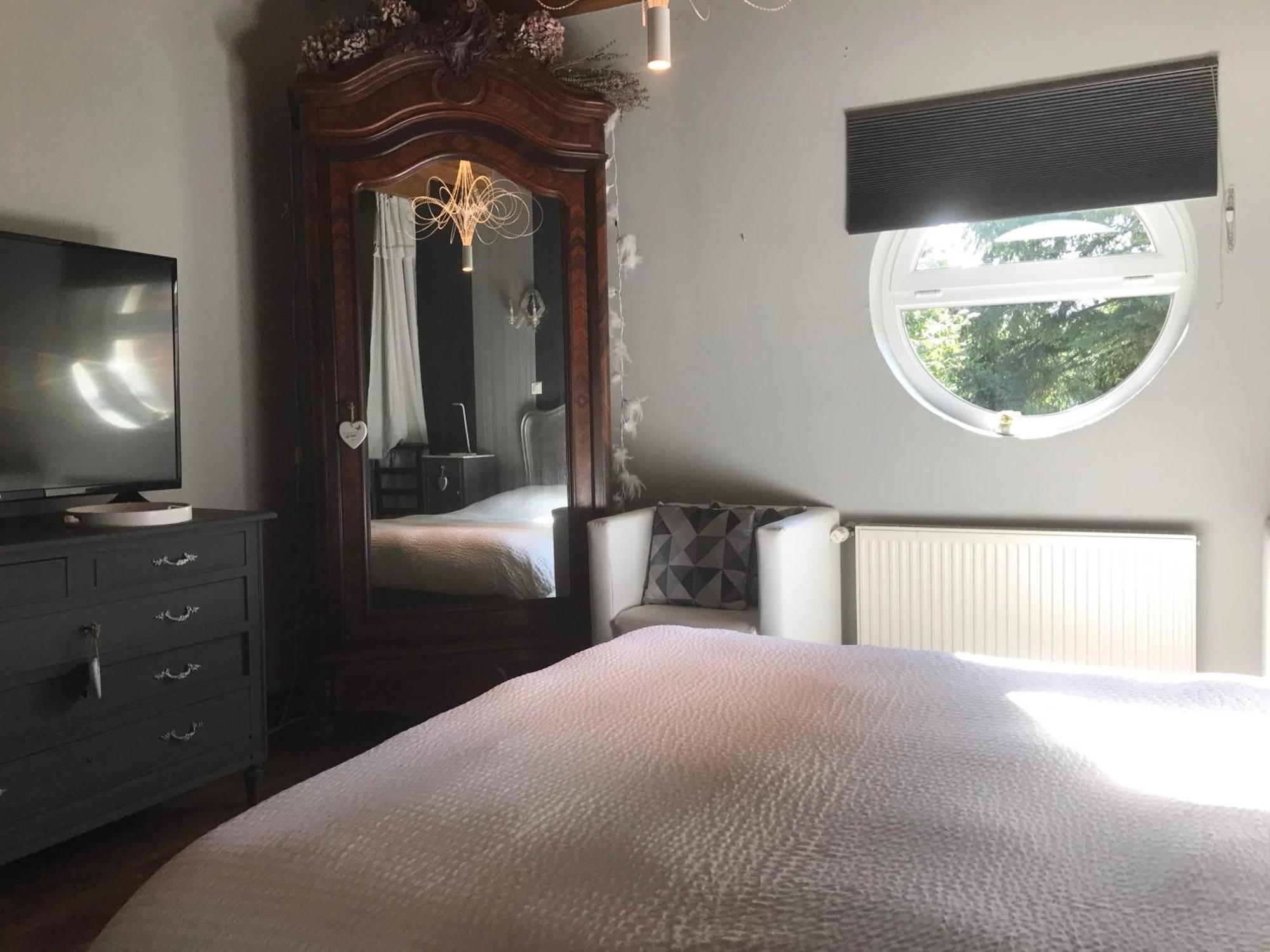 Logis Hotel Domaine Du Moulin 생타볼트 외부 사진