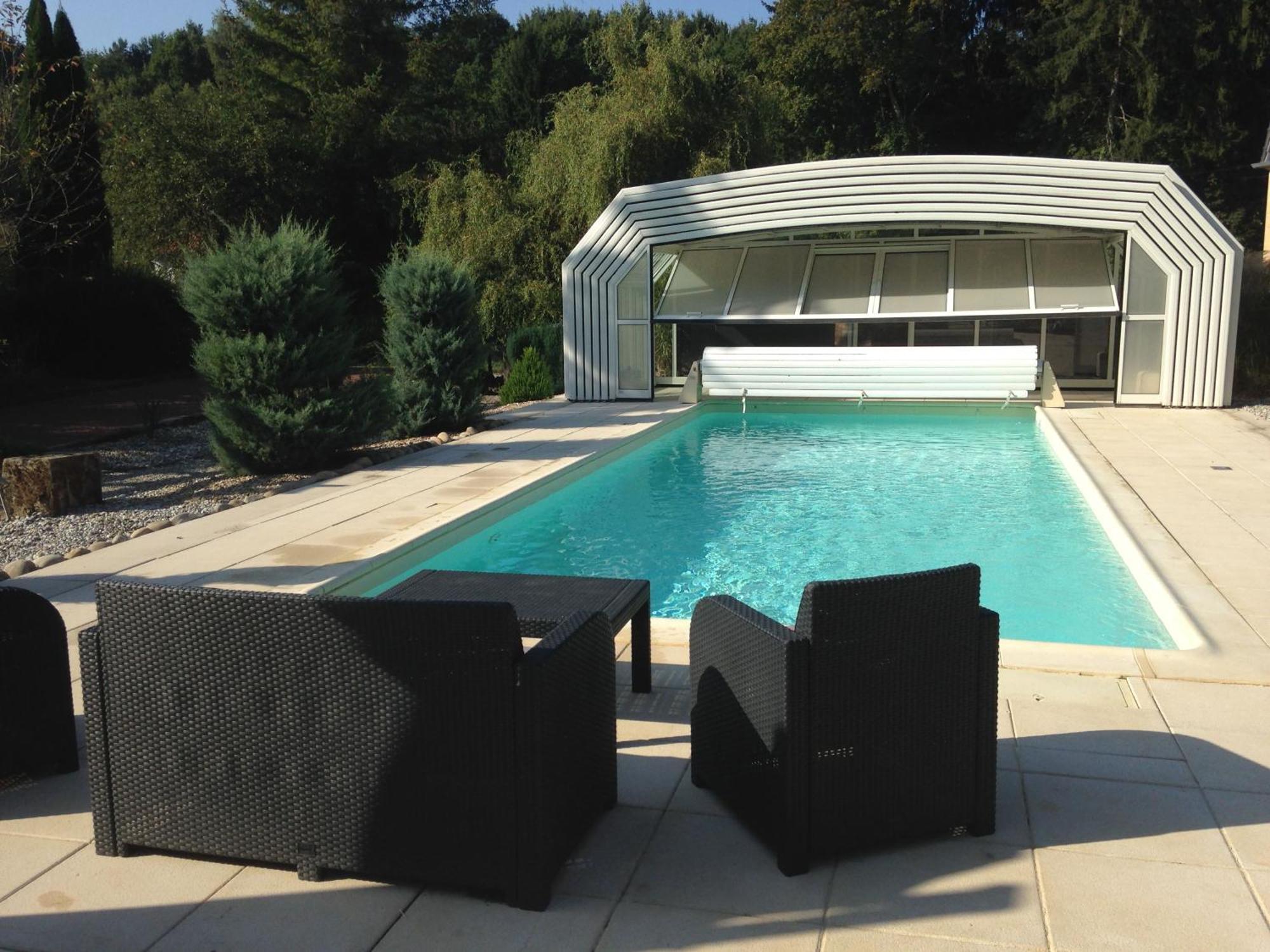 Logis Hotel Domaine Du Moulin 생타볼트 외부 사진