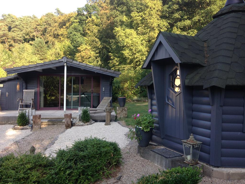 Logis Hotel Domaine Du Moulin 생타볼트 외부 사진