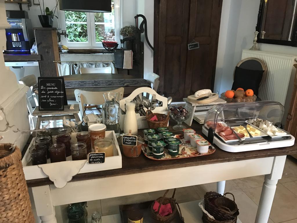 Logis Hotel Domaine Du Moulin 생타볼트 외부 사진